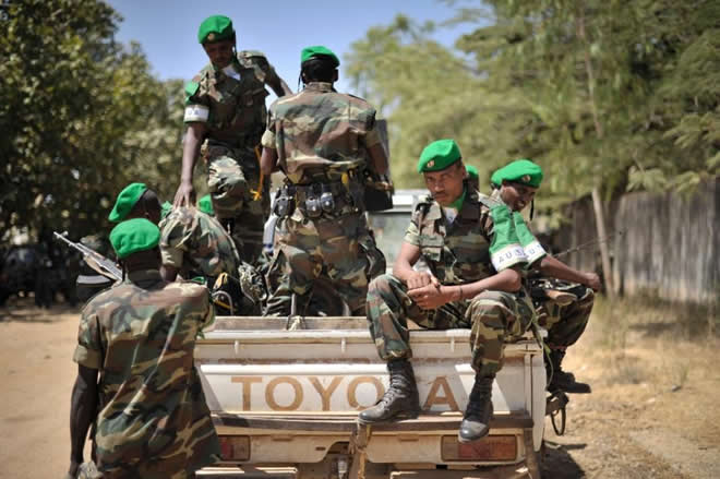 Clashes in Somalia leave 35 dead