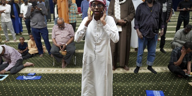 muslim-call-to-prayer-arrives-to-minneapolis-soundscape