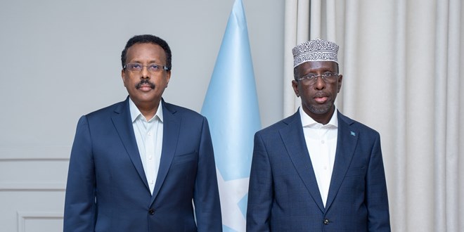 Wararka Maanta Jimco Mar Farmaajo Iyo Shariif Oo Ku Eedeeyay