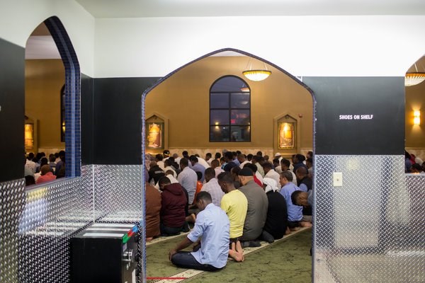 Evening prayer on Saturday at a mosque inside Karmel Square Mall. The shopping center is one of the largest collections of Somali businesses in the United States.
JENN ACKERMAN FOR THE NEW YORK TIMES