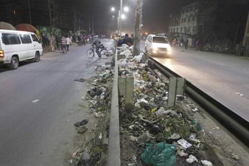 Eastleigh is now a pale shadow of its former self. In fact, it is now a major eyesore as streets have literally been turned into dumpsites. This has been blamed on hawkers who have been accused of littering the streets without a second thought.