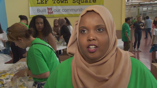 Volunteer Osob Mohamud has taken Saturday's event as an opportunity to give back to Somalia. (CBC)