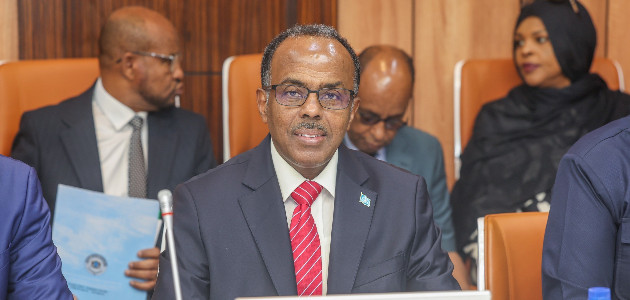 Dowladda Soomaaliya oo si adag isaga fogeeysay inuu xiriir kala dhaxeeyo Israa’iil