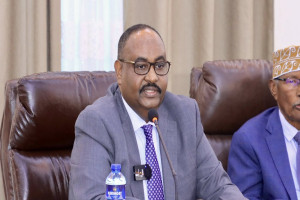 Madaxweynaha Puntland oo ugu yeeray Madaxweynaha Soomaaliya inuu yimaado gogol wadahadal